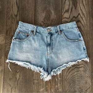 BDG Urban Outfitters High Rise Cheeky Cut Off Denim Jean Shorts Size 30